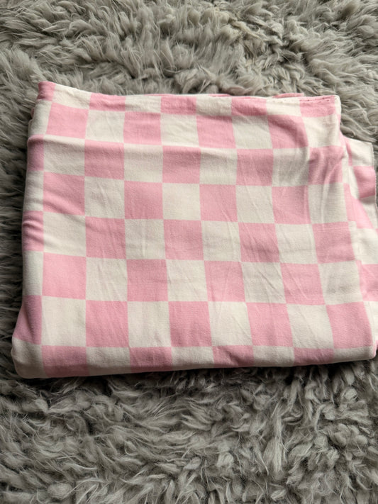 Light pink checkered